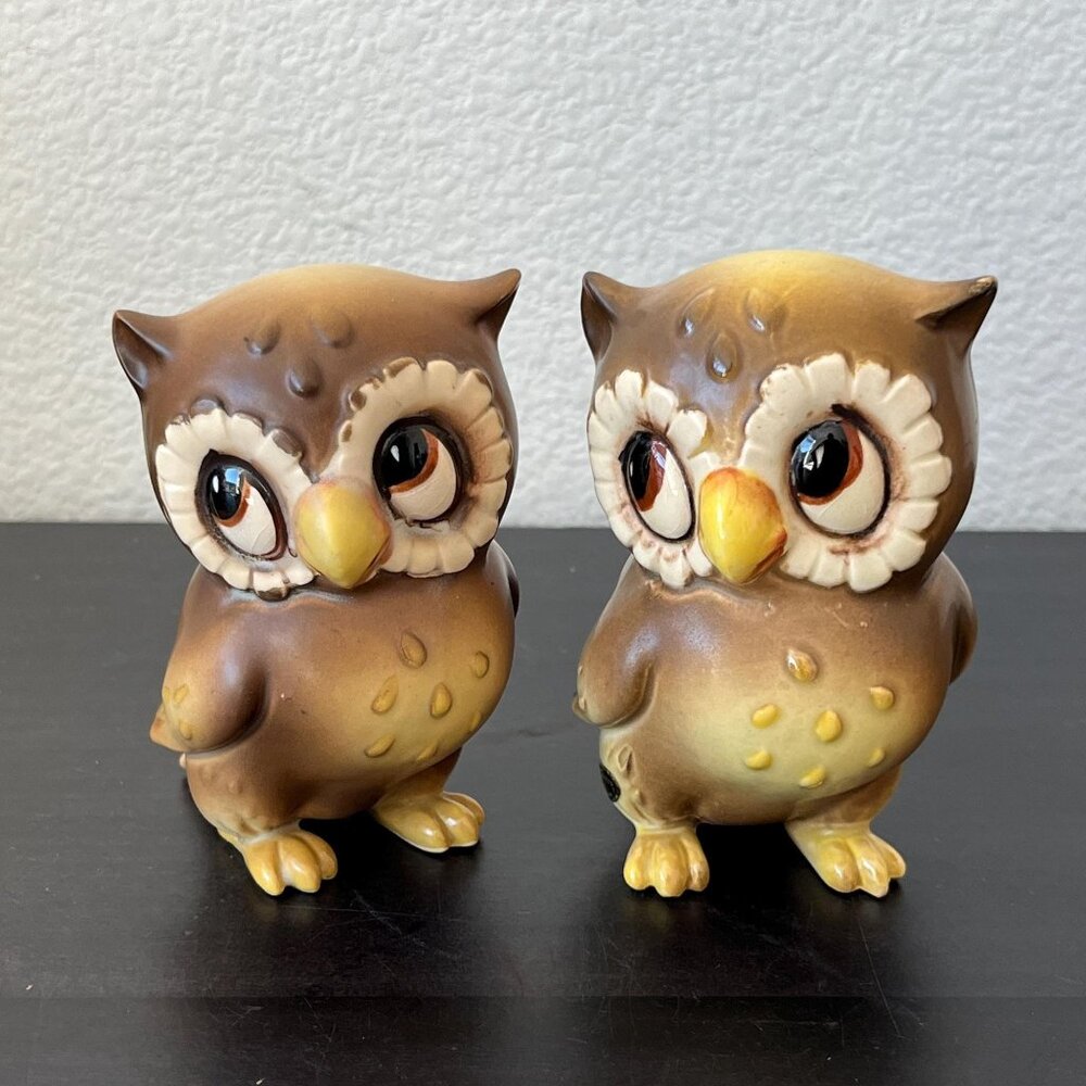 Vintage Pair Josef Original Owl Figurines // Kitschy Big Eyes Japan // 4" Tall